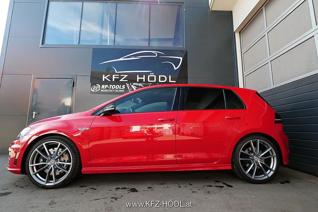 Volkswagen Golf R 2,0 TSI DSG Image 6