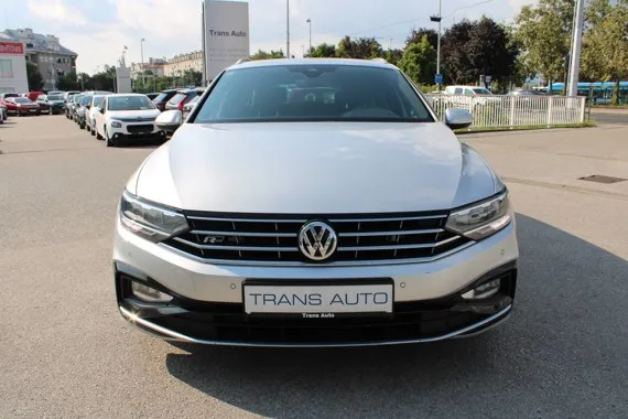 Volkswagen Passat Variant 2.0 TDi DSG 4Motion R-Line *PANORA Image 2