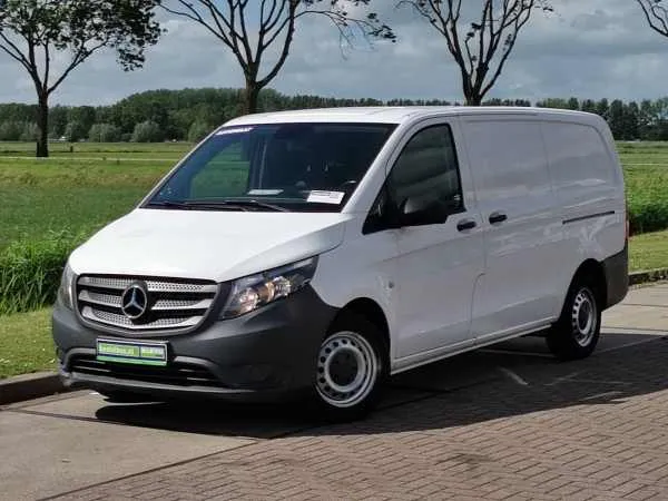 Mercedes-Benz Vito 114 Lang L2H1 Airco AUT Image 2